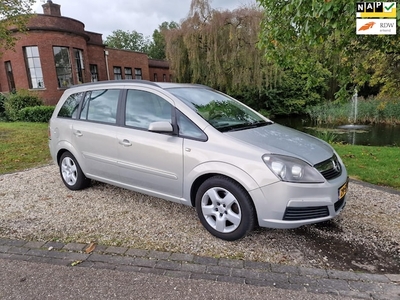 Opel Zafira Benzine