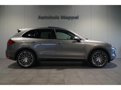 Porsche Cayenne Benzine