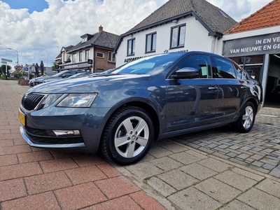 Skoda Octavia Benzine