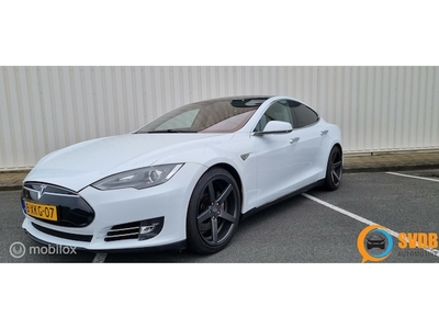 Tesla Model S Elektriciteit