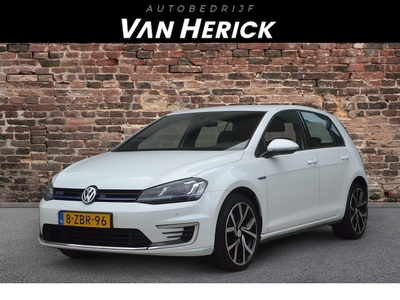 Volkswagen Golf Benzine