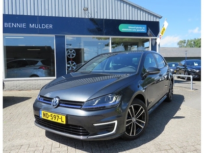 Volkswagen Golf Benzine