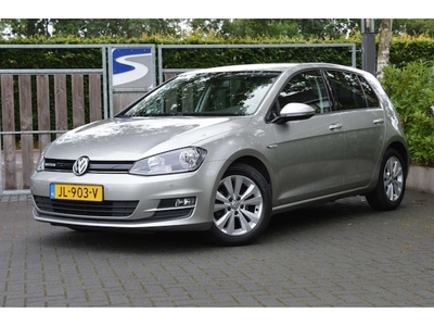 Volkswagen Golf Benzine