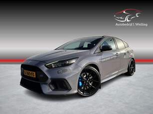 Ford Focus 2.3 RS Recaro / Xenon / 19 inch