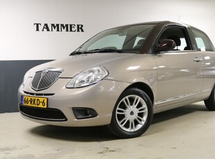 Lancia Ypsilon 1.4 Platino LEER 2e EIGENAAR NETTE AUTO.!