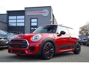 Mini Mini 2.0 John Cooper Works | Panorama | Luxe leder/alcantara | Stoelverwarming | Botswaarschuwing | Head up display |