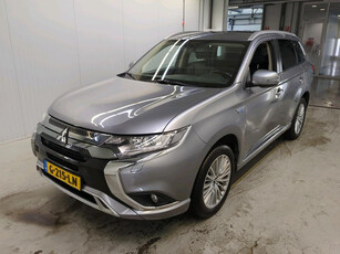 Mitsubishi Outlander 2.4 PHEV Pure+ NL AUTO | CAMERA | CARPLAY | STOELVERW |