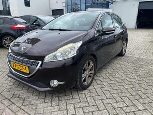 Peugeot 208 1.6 VTi Allure Bj 2013