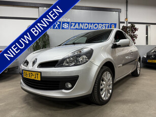 Renault Clio 1.4-16V Rip Curl