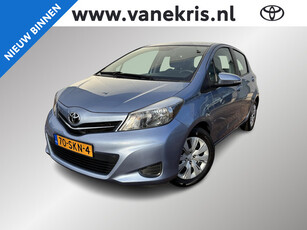 Toyota Yaris 1.3 VVT-i Aspiration 5 deurs, 6 bak,Camera,Bluetooth, Airco,elek.Ramen en Spiegels