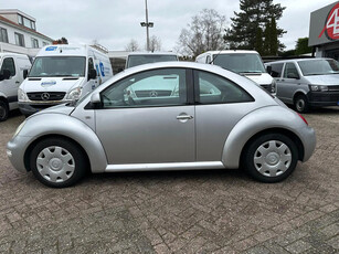 Volkswagen New Beetle 2.0,85kw/115pk,137.745km,Airco