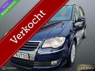 Volkswagen Touran 1.4 TSI Highline 7pers LEER DSG NAVVI!