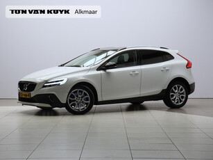 Volvo V40 Cross Country 1.5 T3 Edition+ / Keyless / Premium Audio / Stoelverwarming / Getint glas achter / Navigatie / On Call / Parkeercamera Achter / 17