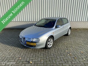 Alfa Romeo 147 1.6 T.Spark Distinctive