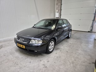 Audi A3 1.8 5V Ambition HANDEL EXPORT OF HANDIGE HARRIE