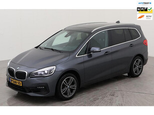 BMW 2-serie Gran Tourer 220i Business Edition Plus 178 pk, leder,panoramadak, afn. trekhaak, 1e eigenaar, nl auto met nap