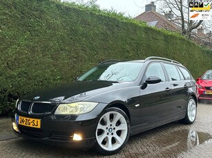 BMW 3-serie Touring 318i RIJDT GOED/LEER/PDC/XENON/NAVIGATIE