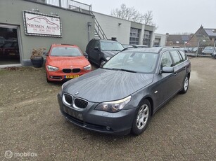 BMW 5-serie E61 Touring 525d Leder/Navi/Belgische papieren