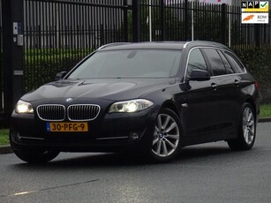 BMW 5-serie Touring 523i High Executive NAP/LEER/NAVI/XENON