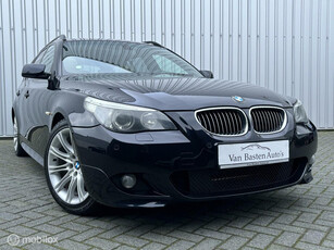 BMW 5-serie Touring 545i | M-Sport | Aut | Pano | Youngtimer | 2005 | Leder | Xenon | HUD | Volledige historie |