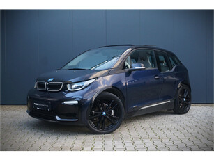 BMW i3 S Executive Edition 120Ah 42 kWh | Panoramadak | Leer | Warmtepomp | Adaptive Cruise Control | Navigatie | Keyless | Parkeersensoren | Stoelverwarming | Camera | Dealer Onderhouden | NAP | BTW