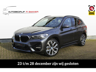 BMW X1 xDrive25e Sport Line // Trekhaak - Camera - HUD - Navi. - Leder - inclusief 12 maanden BOVAG garantie