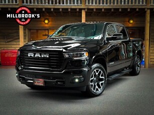 Dodge Ram 1500 Laramie Sport Hurricane, Panoramadak