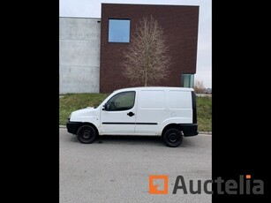 Fiat Doblo Vrachtwagen en wegvoertuigen