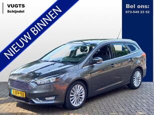 Ford FOCUS Wagon 1.0 EcoBoost 125-pk Titanium First Edition 1200 kg geremd aanhangwagen gewicht