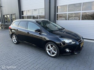 Ford Focus Wagon 1.0 EcoBoost Titanium / Nieuw D-Riem