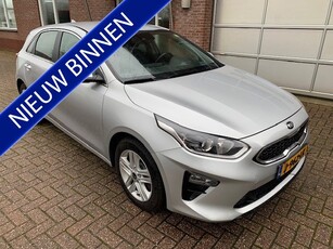 Kia Ceed 1.0 T-GDi DynamicLine camara / navigatie