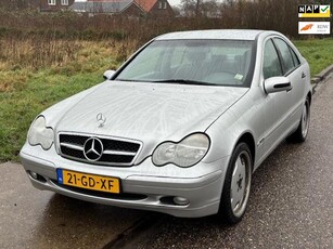 Mercedes-Benz C-klasse 200 K. Elegance ECC Audio/CD