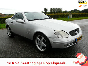 Mercedes-Benz SLK-klasse 230 K.,AMG styling pakket,aparte two-tone color!