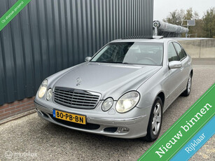 Mercedes E-klasse 240 Elegance NAP/AUTMAAT/LEER/XENON/APK NIEUW