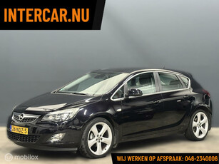 Opel Astra 1.6 Cosmo Navi / Cruise / Sportstoelen / 19inch