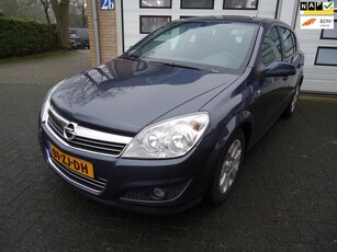 Opel Astra 1.6 Temptation