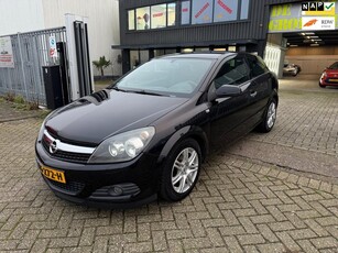 Opel Astra GTC 1.4 Business