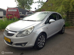 Opel Corsa 1.2-16V '111' Edition Automaat