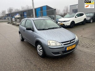 Opel Corsa 1.2-16V Essentia