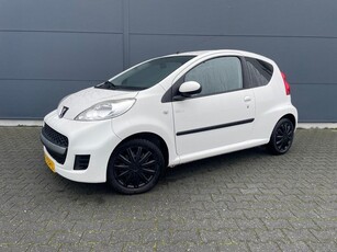 Peugeot 107 1.0-12V millesim 200 bouwjaar 2011