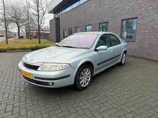 Renault Laguna 1.6-16V Authentique