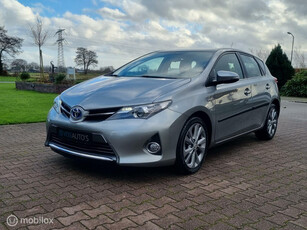 Toyota Auris 1.8 Hybrid Dynamic/NAVIGATIE/CAMERA/RIJKLAAR!