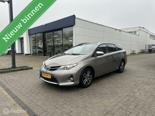 Toyota Auris 1.8 Hybrid Dynamic Panorama Led Navi Clima pdc