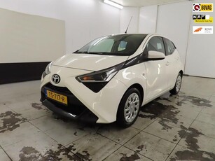 Toyota Aygo 1.0 VVT-i x-play Camera+apple-CarePlay-