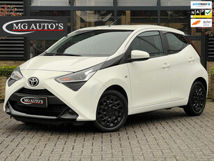 Toyota Aygo 1.0 VVT-i x-play | NAP | Volledig Onderhouden | Navi | Cruise Control | Camera | 5 Deurs | Led Koplampen | Airco