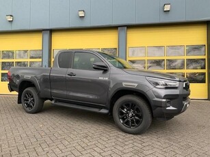 Toyota HiLux 2.8 D-4D Xtra Cab Invincible