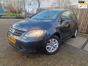 Volkswagen Golf Plus 1.4 Trendline/nap/airco/cruis/trekhaak/goed onderhouden/nieuwe distributie bij 123000 km/rijd schakelt goed