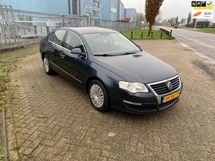 Volkswagen Passat 2.0 FSI Comfortline