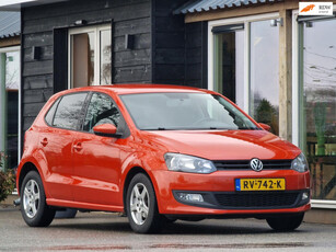 Volkswagen Polo 1.2-12V Comfortline (Airco / Cruise / 5 Deurs / LM Velgen / Fantastische kleur!)