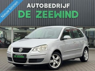 Volkswagen Polo 1.4-16V Comfortlineairco5 deur's